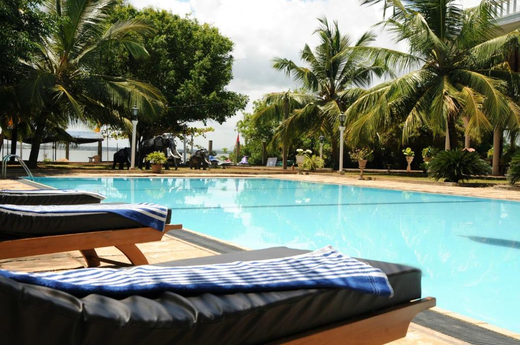 Hotel Lagoon Paradise Negombo Exteriör bild